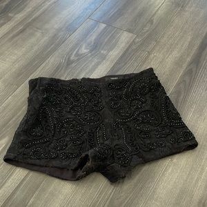 black forever 21 shorts with lace and pearl details